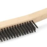 ESCOBILLA DE FIERRO MANGO MADERA